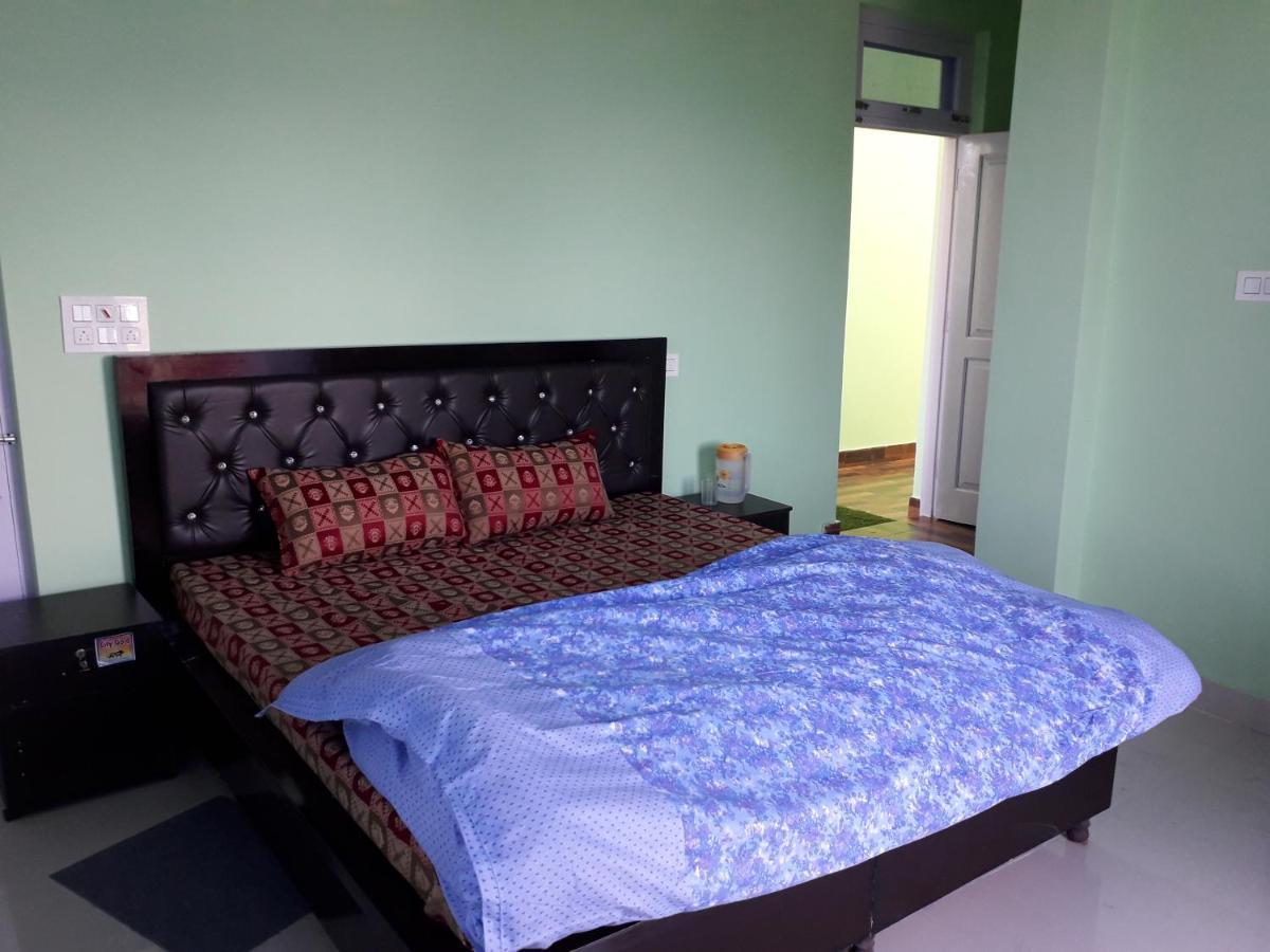 Bīr Mohinder & Mohindra Home Stay מראה חיצוני תמונה